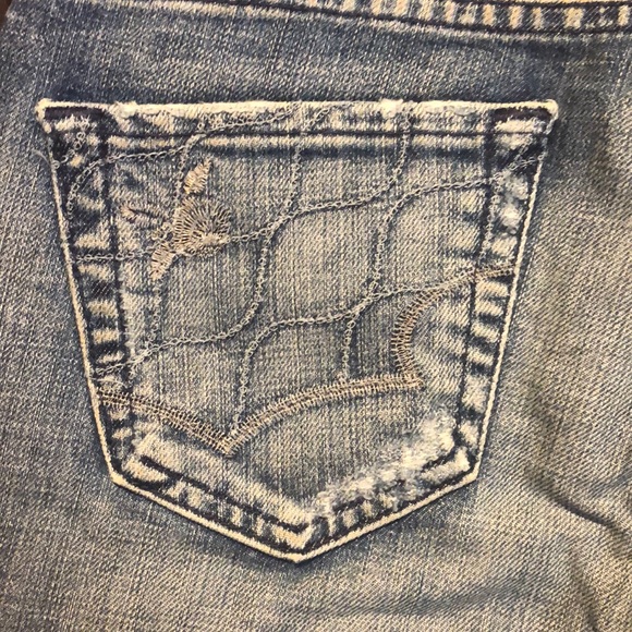 Jeans - Picture 7 of 8